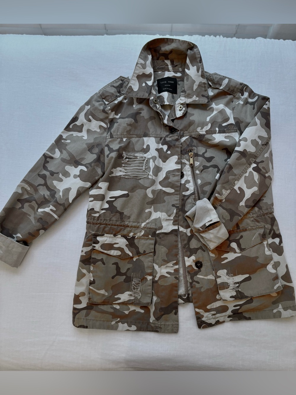 Love Tree Camo Women’s Utility Jacket in Beige, Cream & Brown